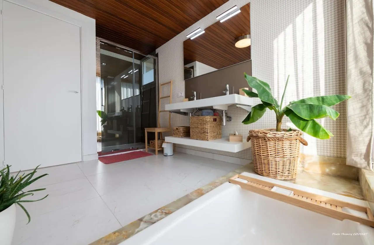 Agape, Elegant T2, 4 Etoiles, Plage Et Gr34 3Km, Centre Ville 750M Fouesnant 0*,  Γαλλία