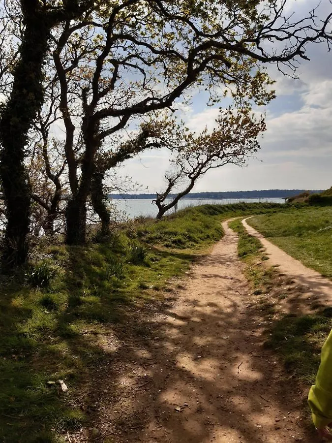Agape, Elegant T2, 4 Etoiles, Plage Et Gr34 3Km, Centre Ville 750M Fouesnant